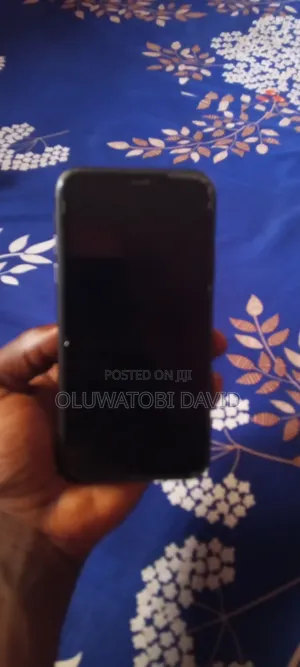 Apple iPhone 11 256 GB Black
