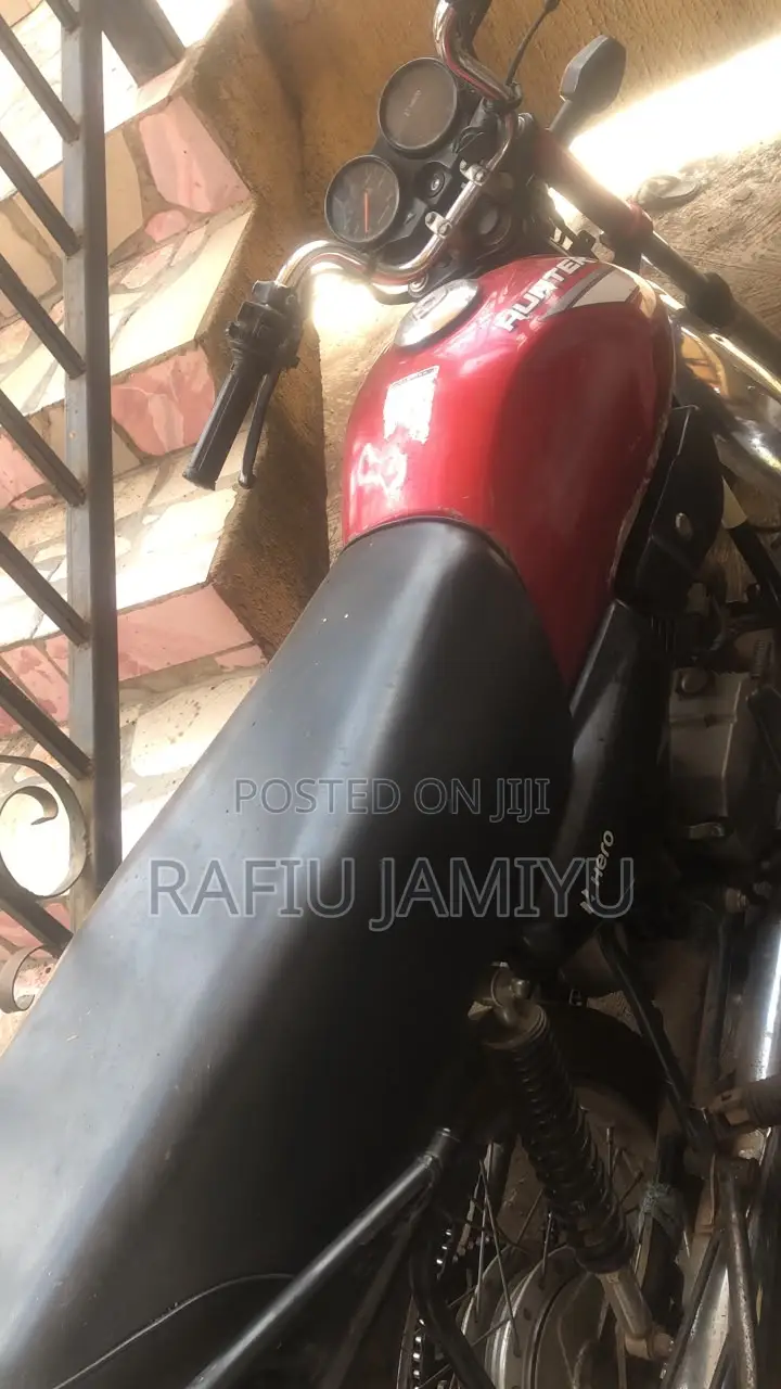 Hunter Cruiser 250cc 2021 Red