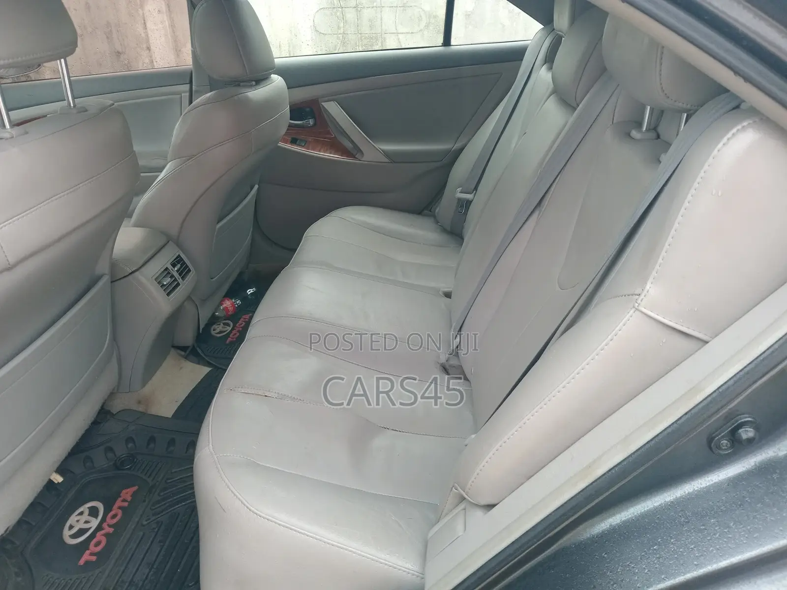 Toyota Camry 2009 Gray