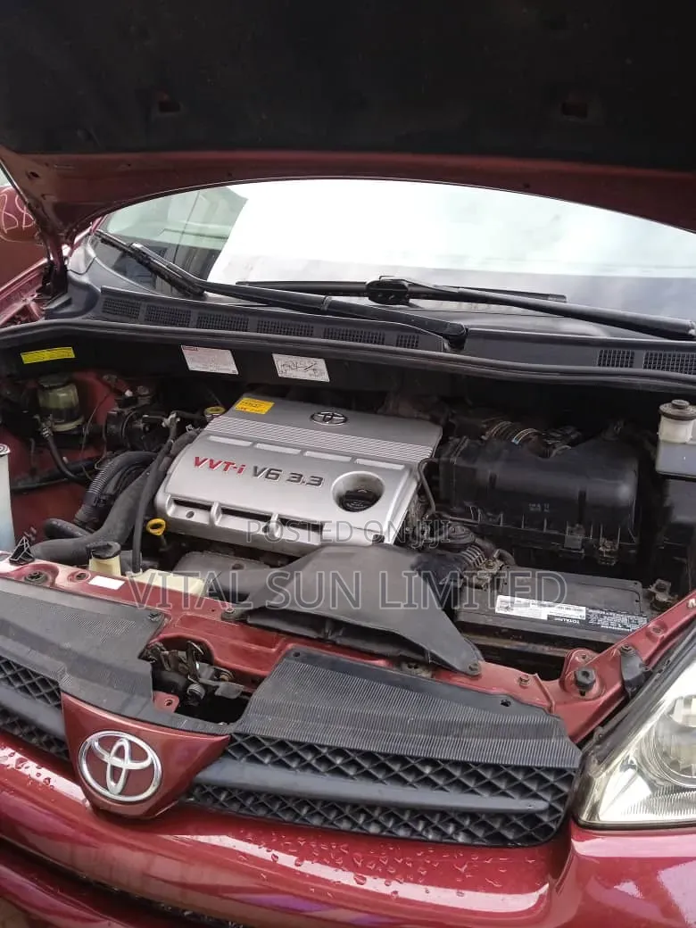 Toyota Sienna XLE 2005 Red