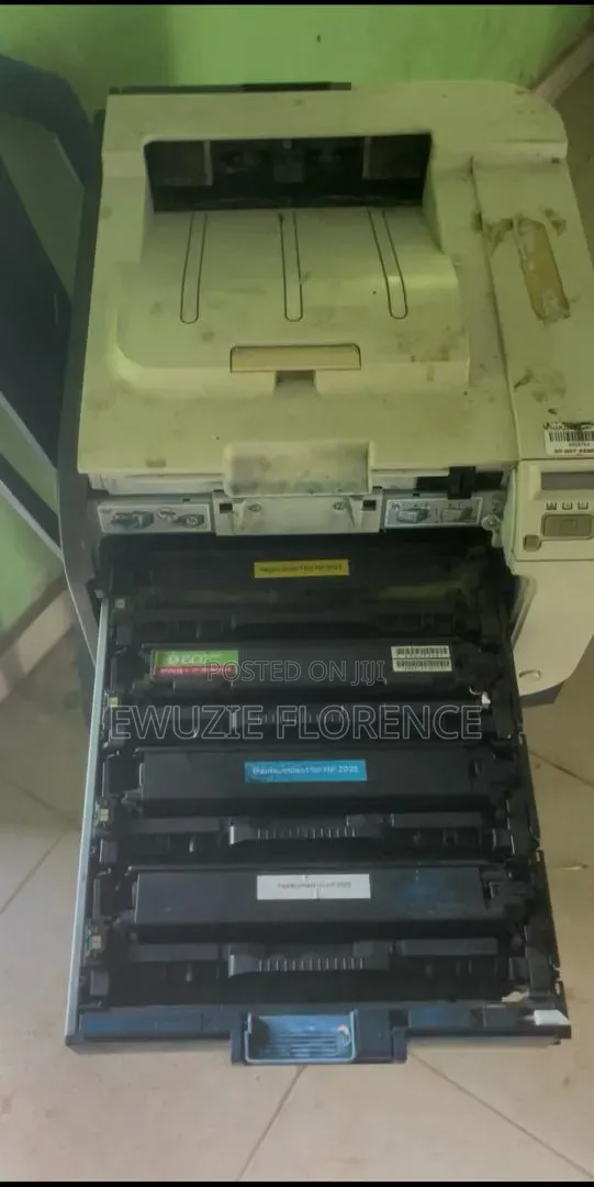 HP Cp 2025 Colours Lasarjet Printer