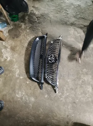 Upgrading and Sport Front Grille Corolla 2005