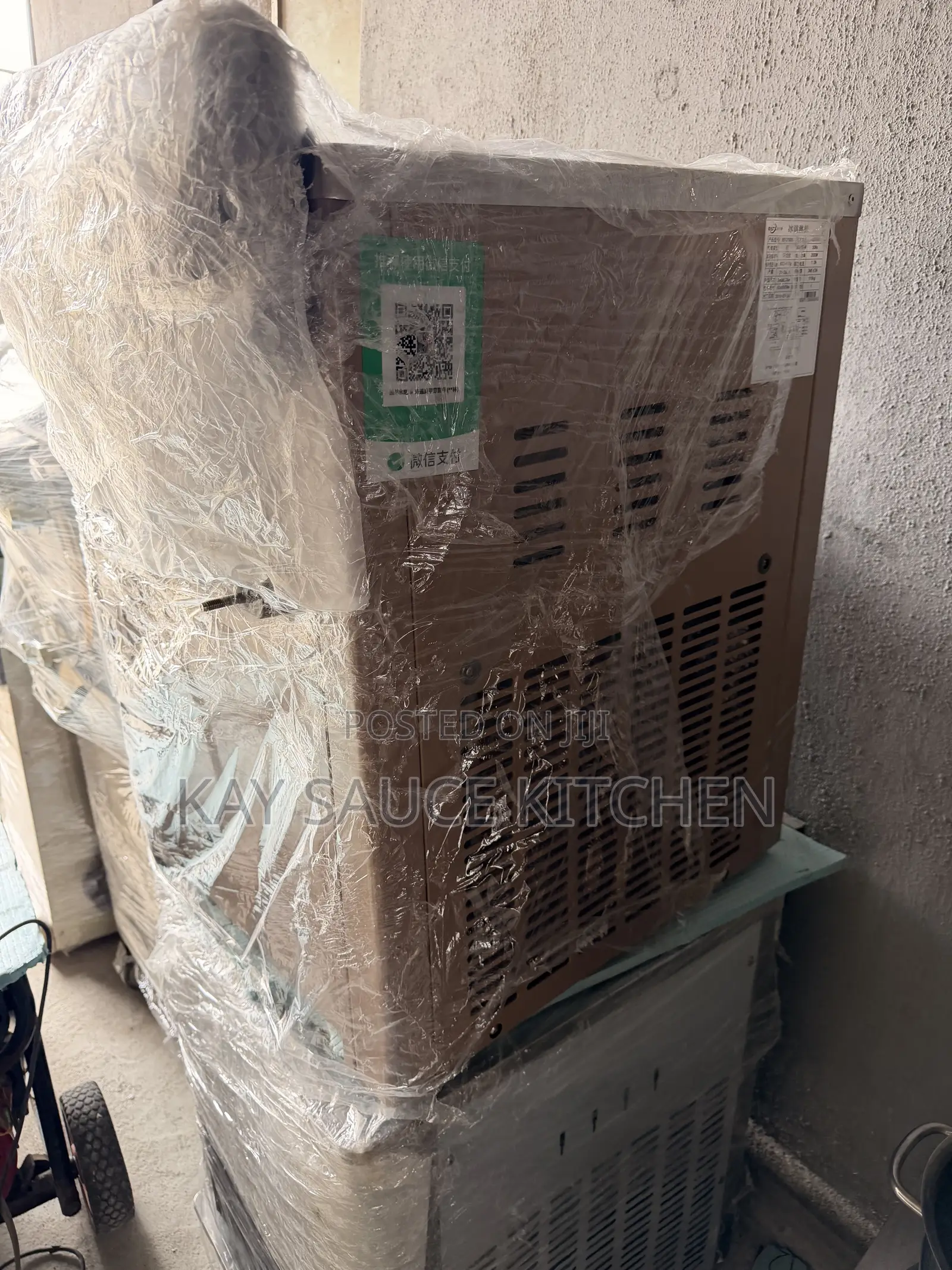 ICE CREAM MACHINE (Clean Foreign Used)