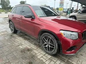 Mercedes-Benz GLC-Class 2018 Red