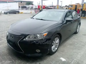 Lexus ES 2013 Black