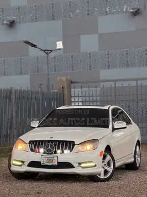 Mercedes-Benz C350 2009 White