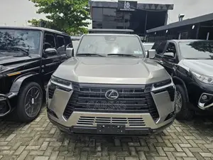 Lexus GX 2025 Silver