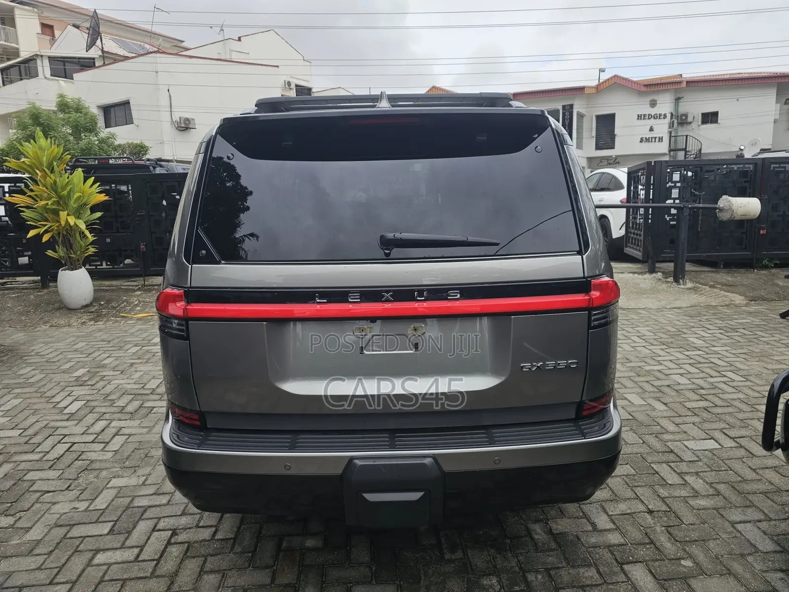 Lexus GX 2025 Silver