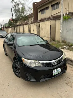 Toyota Camry LE 4dr Sedan (2.5L 4cyl 6A) 2013 Black