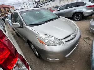 Toyota Sienna XLE AWD 2008 Silver