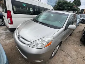 Toyota Sienna XLE AWD 2008 Silver