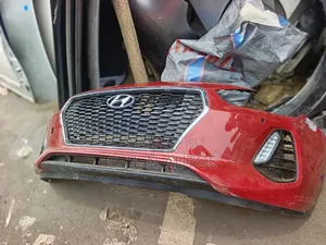 Bumper Hyundai Elantra GT 2018