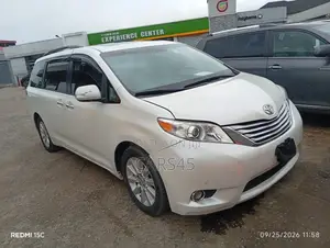 Toyota Sienna 2014 White