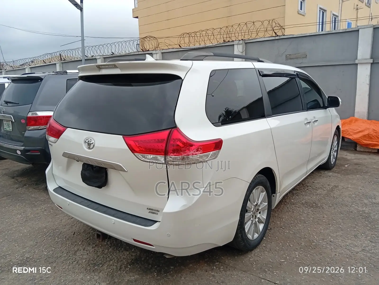 Toyota Sienna 2014 White
