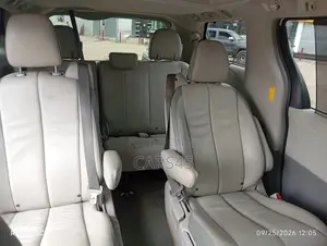 Toyota Sienna 2014 White