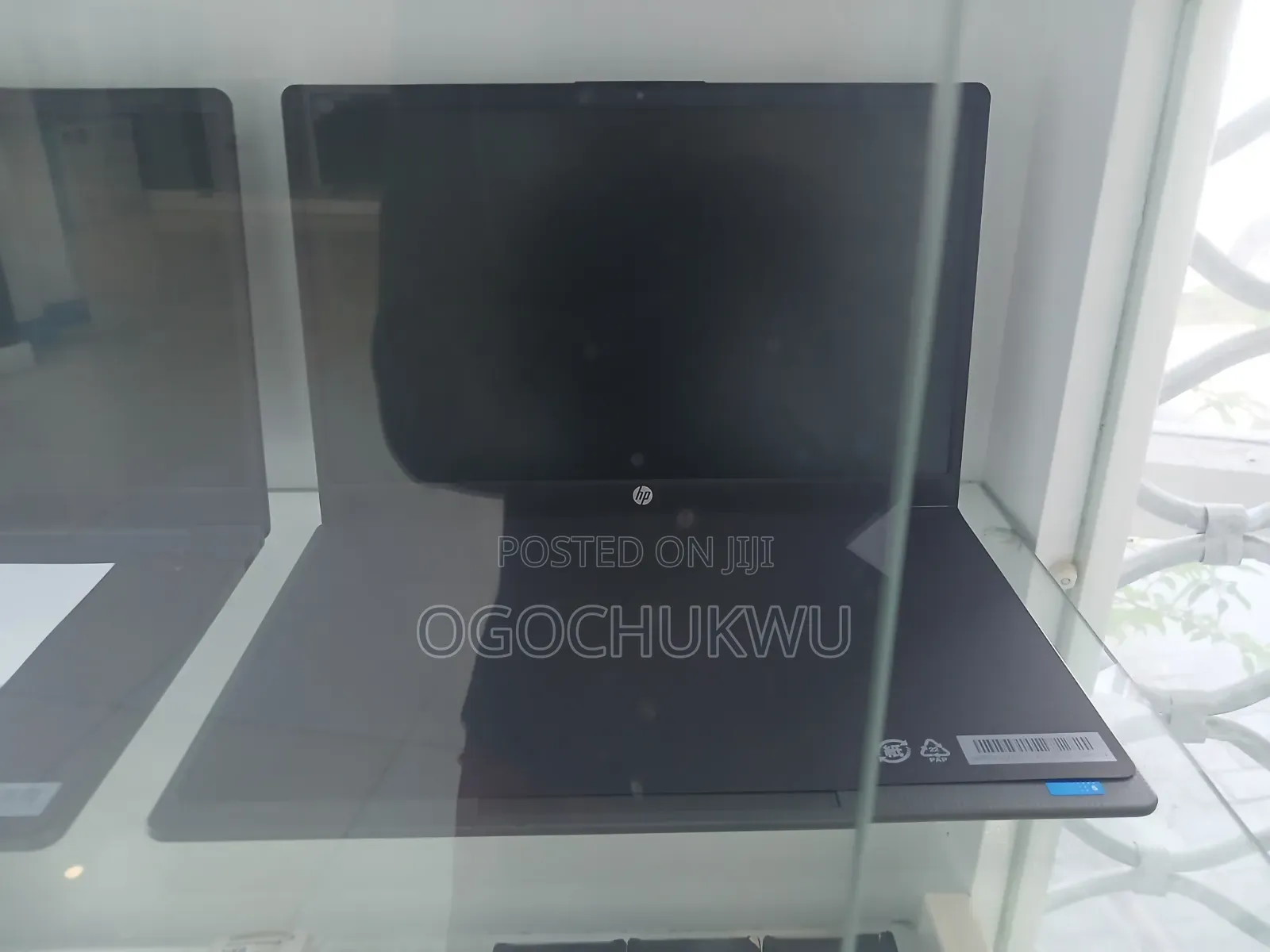 New Laptop HP 240 8GB Intel Core i3 SSD 512GB