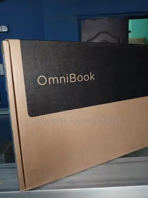 New Laptop HP OmniBook 5 Flip 8GB Intel Core 5 SSD 512GB