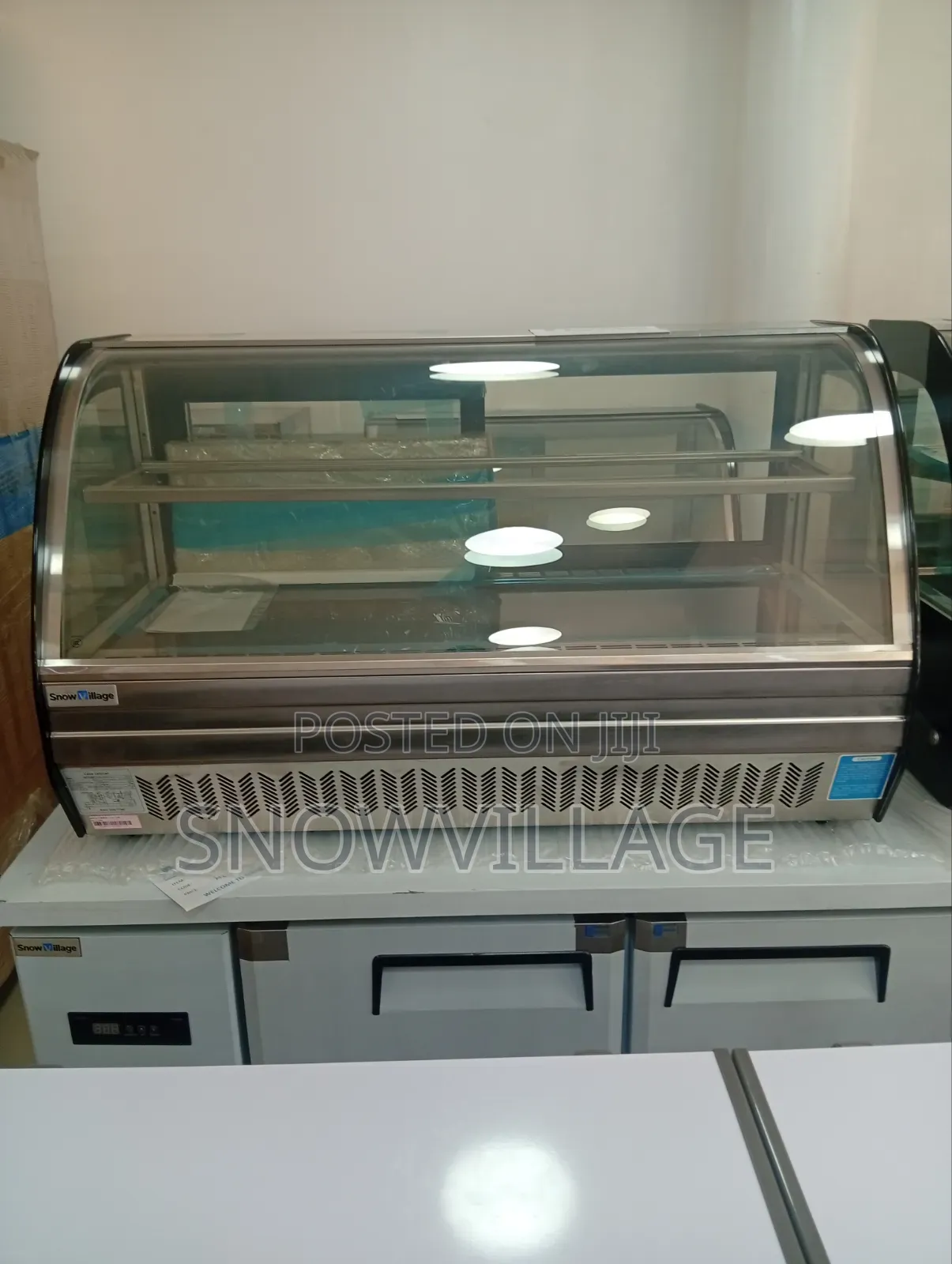 Cake Chiller