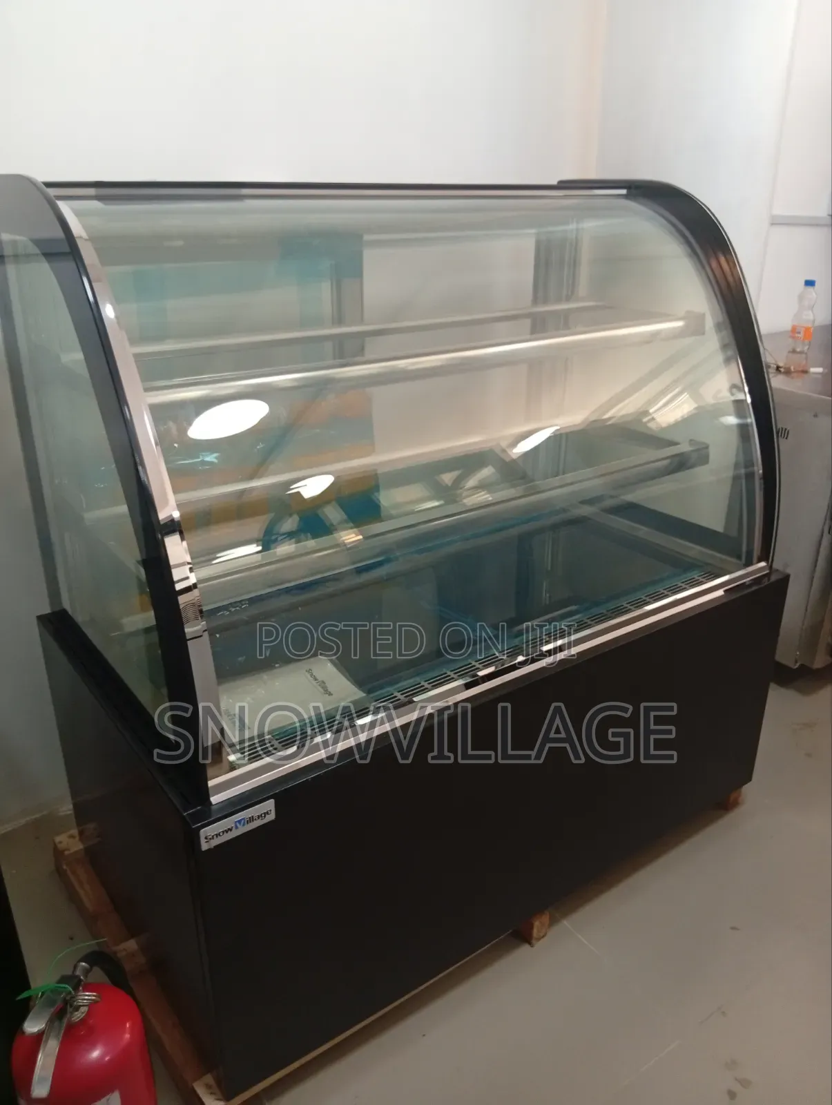 Cake Chiller