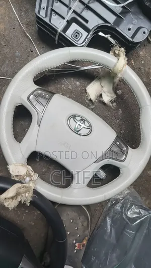 Tokunbo Steering Wheel for Toyota Sienna 2012
