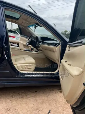Lexus ES 2014 Blue