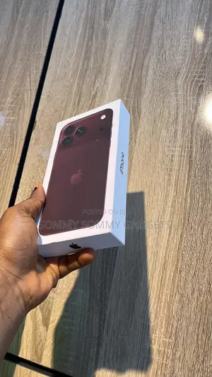 New Apple iPhone 18 Pro Max 256 GB Red