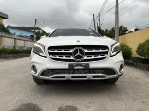 Mercedes-Benz GLA 250 2019 White