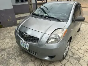 Toyota Yaris 2007 Silver