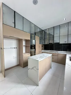 5bdrm Duplex in Lekki Expressway for rent