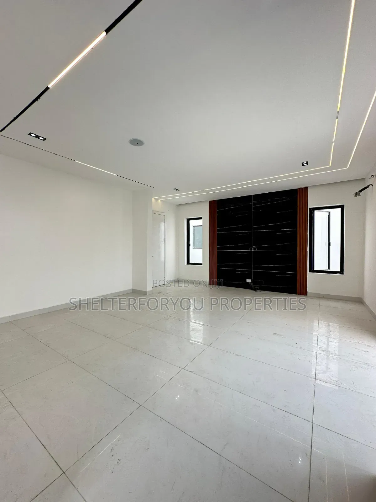 5bdrm Duplex in Lekki Expressway for rent