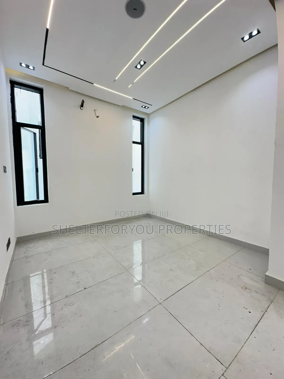 5bdrm Duplex in Lekki Expressway for rent