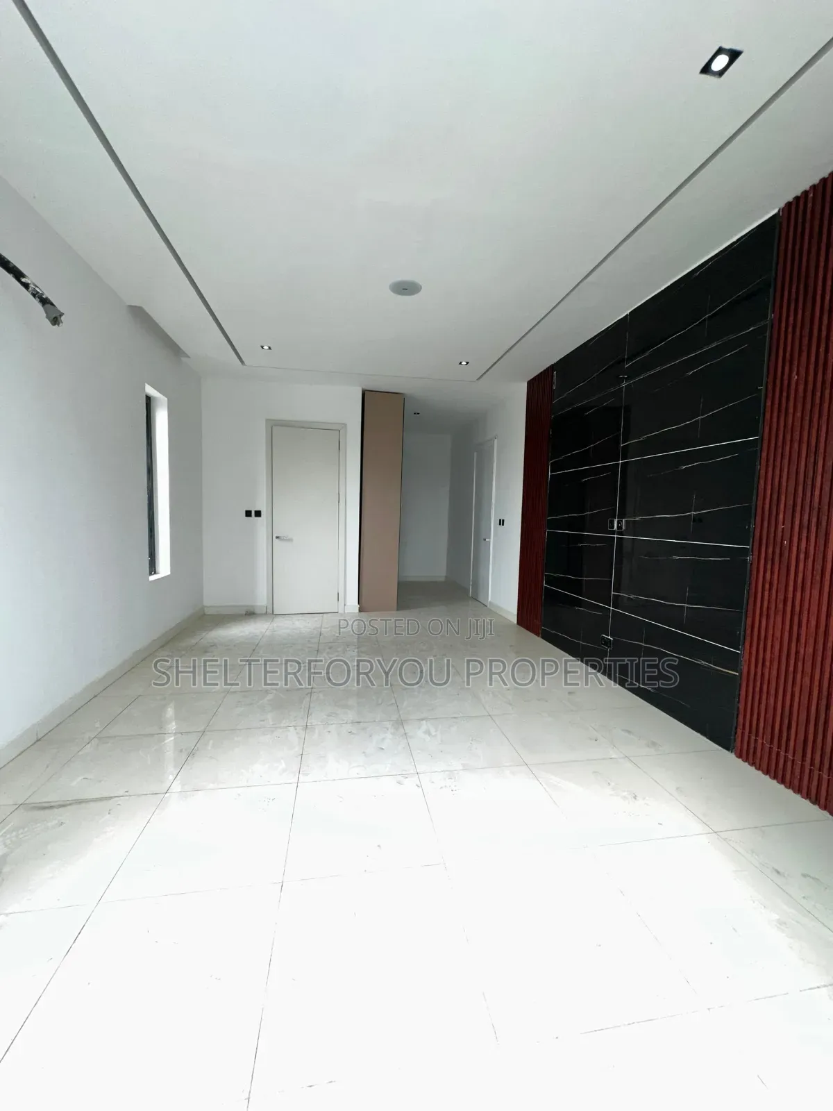 5bdrm Duplex in Lekki Expressway for rent