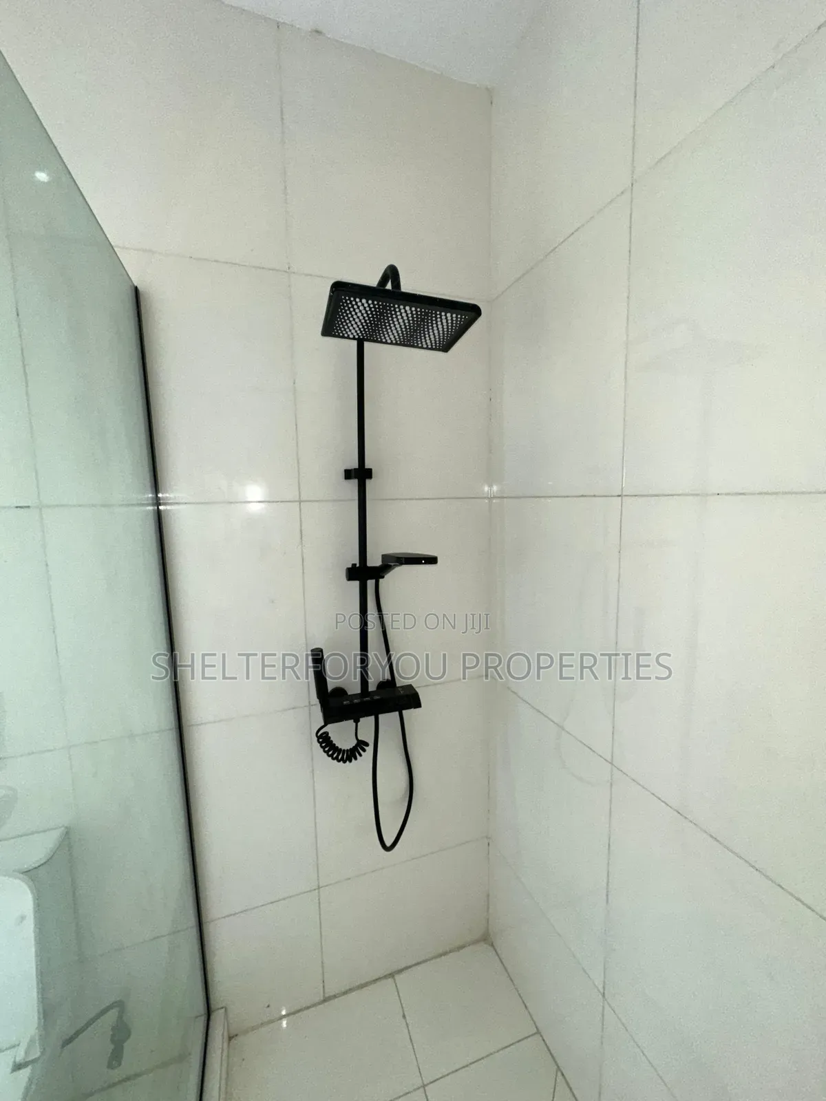 5bdrm Duplex in Lekki Expressway for rent