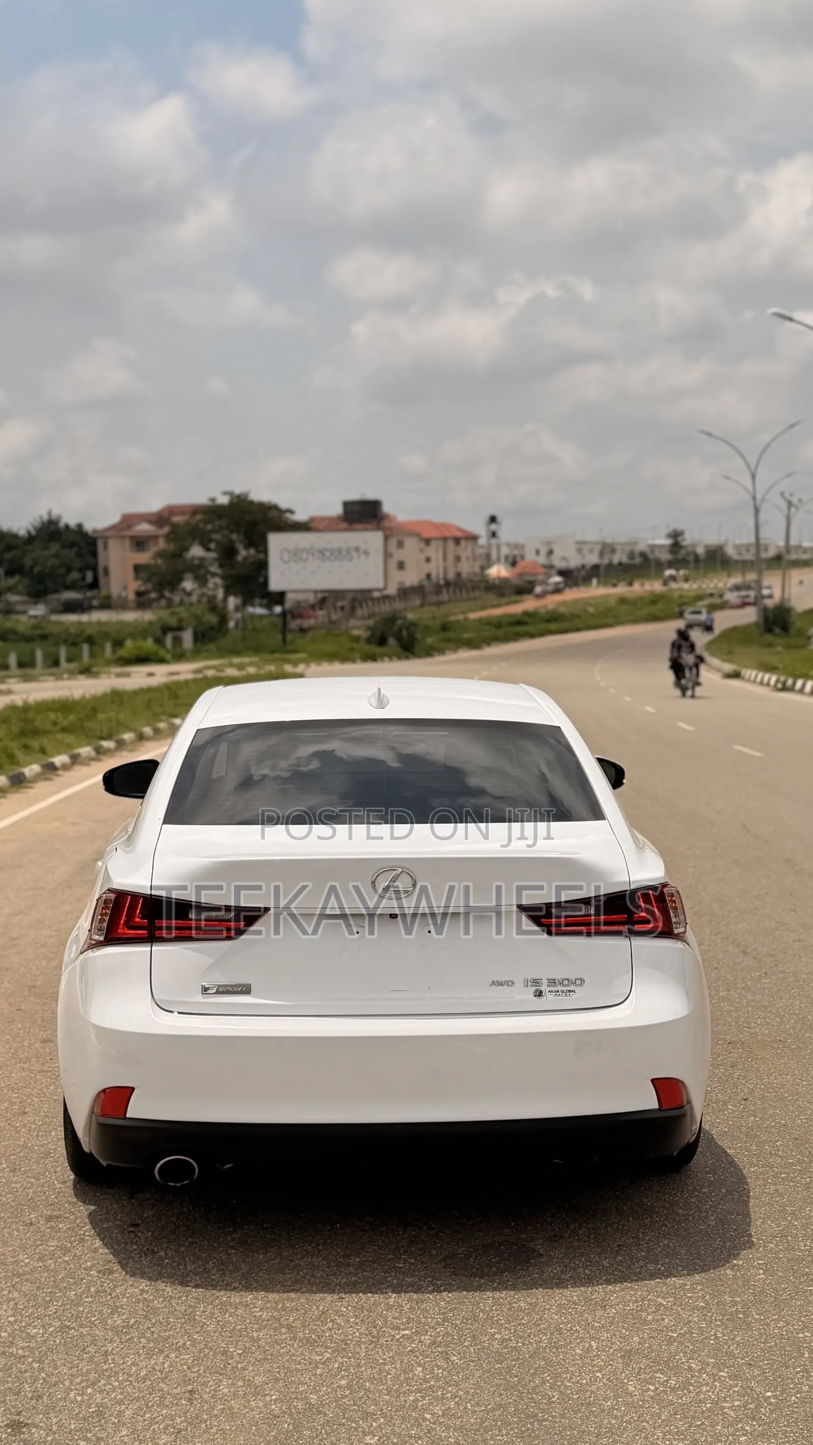 Lexus IS 300 AWD 2016 White