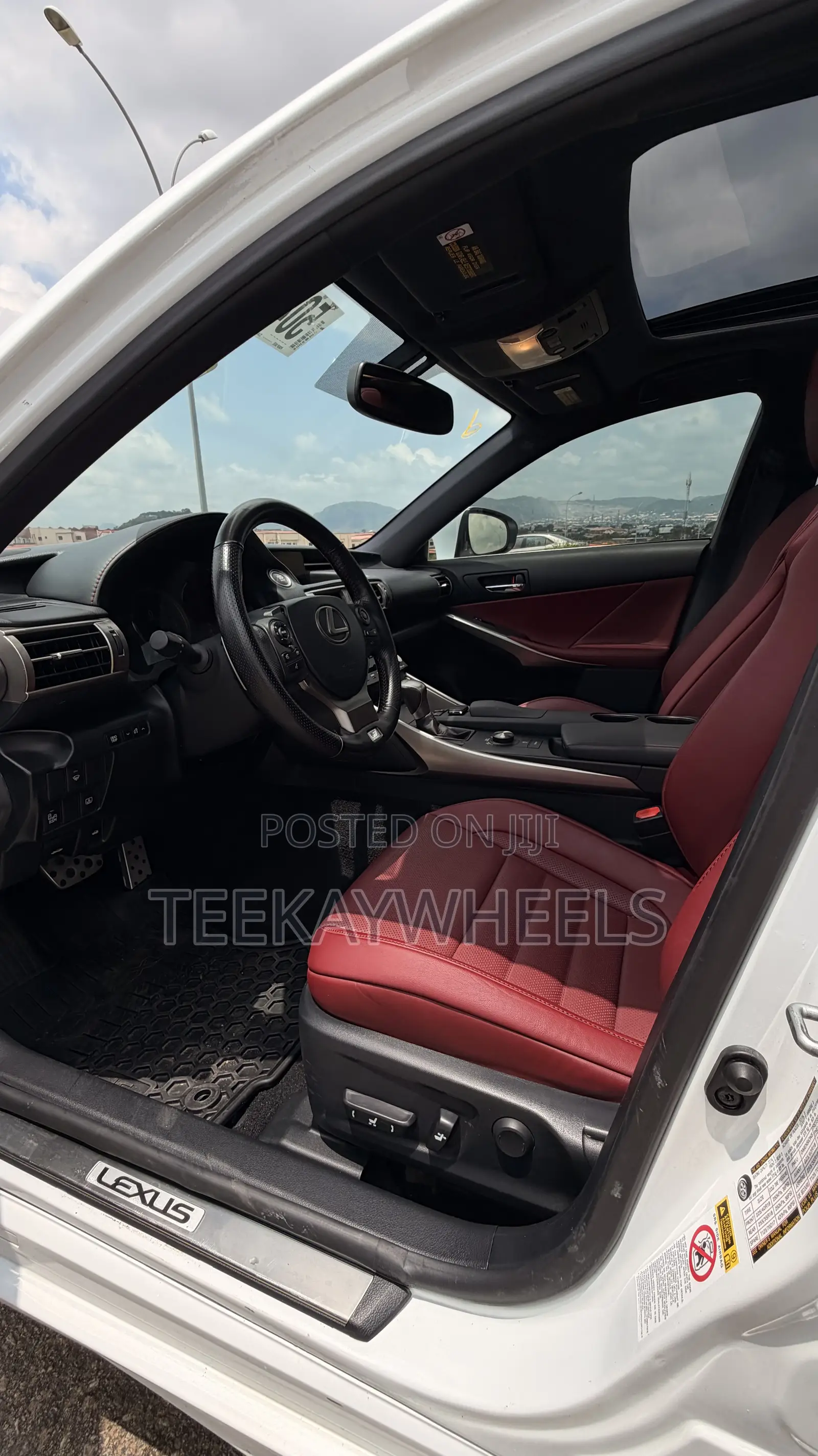 Lexus IS 300 AWD 2016 White