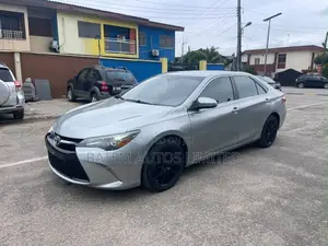 Toyota Camry XSE 4dr Sedan (2.5L 4cyl 6A) 2015 Silver