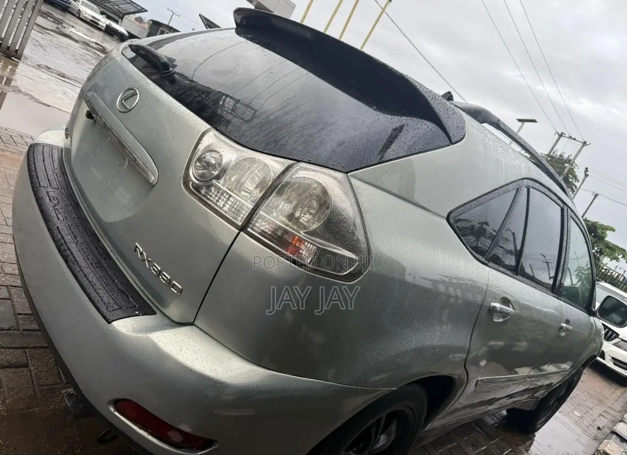 Lexus RX 2005