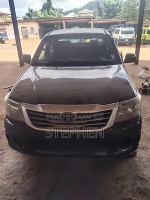 Toyota Hilux 2010 Black