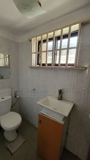 4bdrm Duplex in Parkview Estate for rent