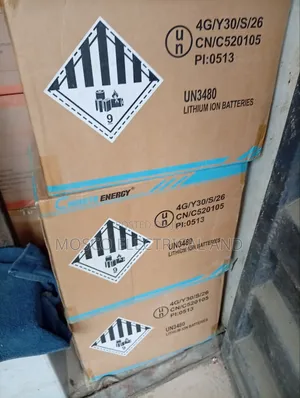 Quality 1kwh/12volts Cworth Lithium Ion Solar Batteries