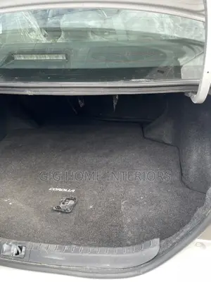 Toyota Camry SE V6 4dr Sedan (3.5L 6cyl 6A) 2013 White