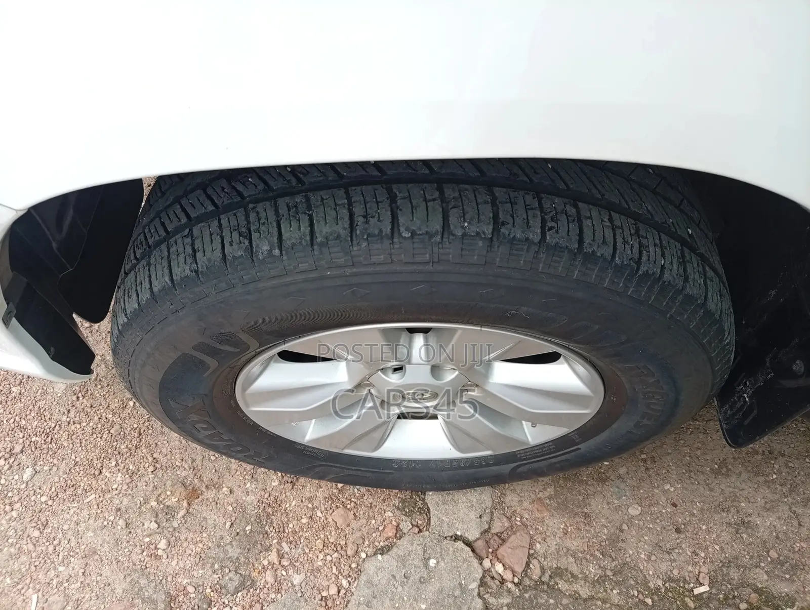 Toyota Hilux 2020 White