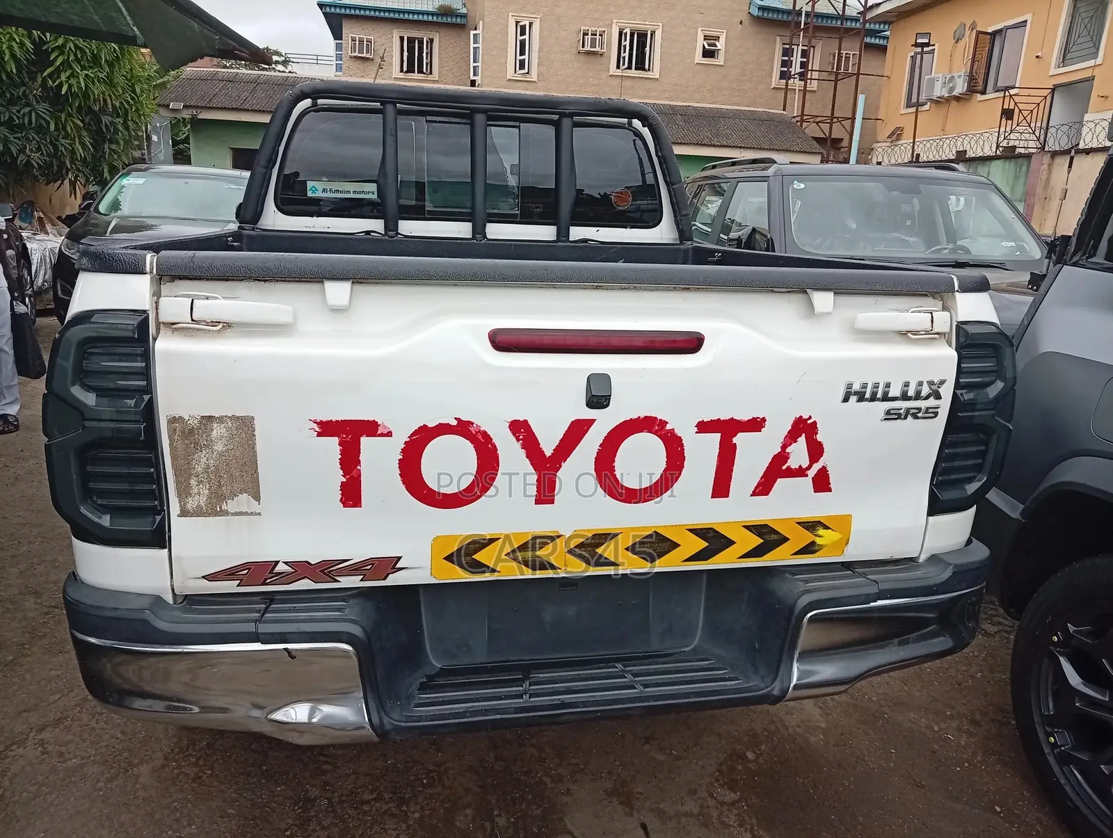 Toyota Hilux 2020 White