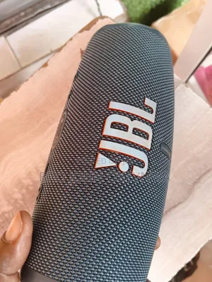 JBL Charge 5