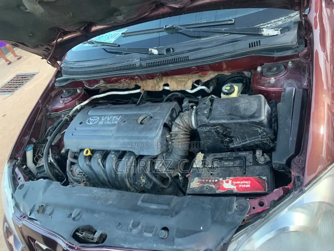 Toyota Corolla 2006 Maroon