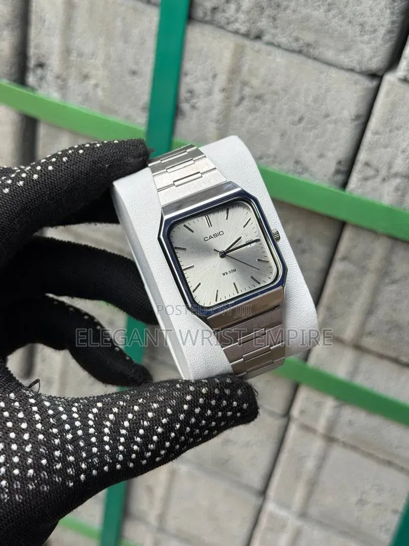 Elegant Wrist Empire