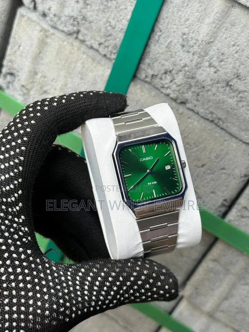 Elegant Wrist Empire