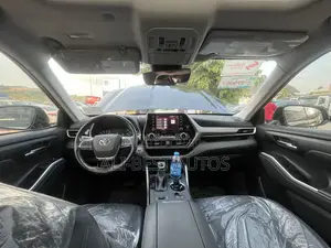 Toyota Highlander 2020 Black