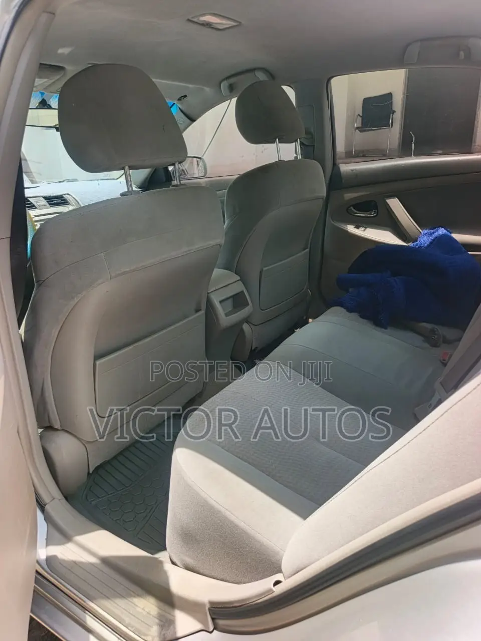 Toyota Camry 2011 Silver