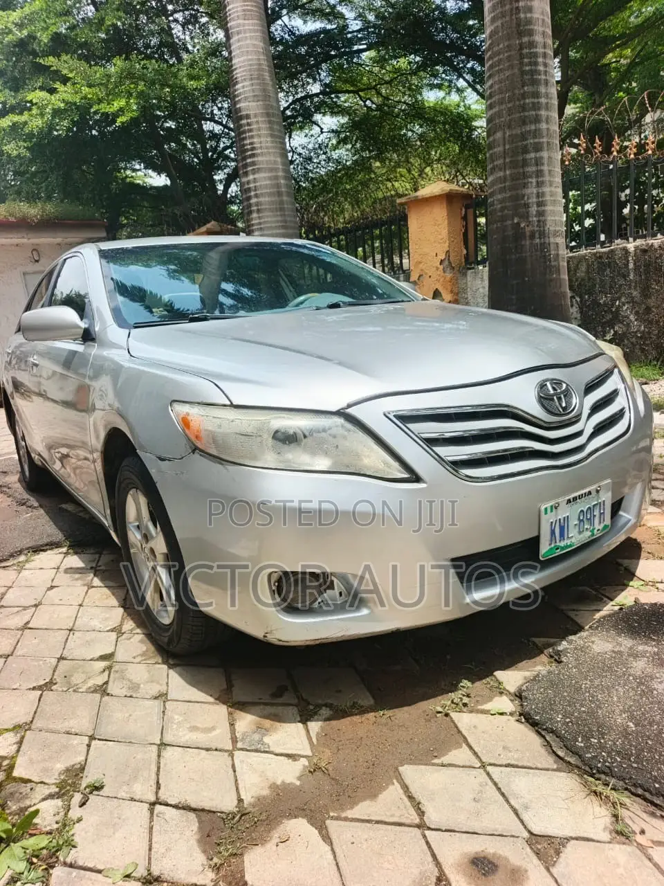 Toyota Camry 2011 Silver